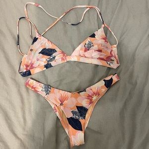 Rip curl tropical bikini top and bottom